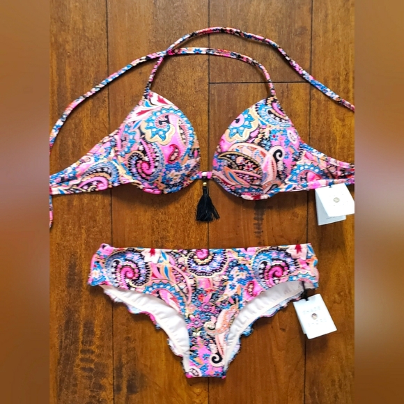 SOLD- Shade & Shore Bikini -34B/XS - Picture 16 of 16